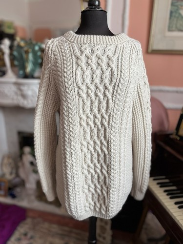 Aran knit hand knitted - aran,
