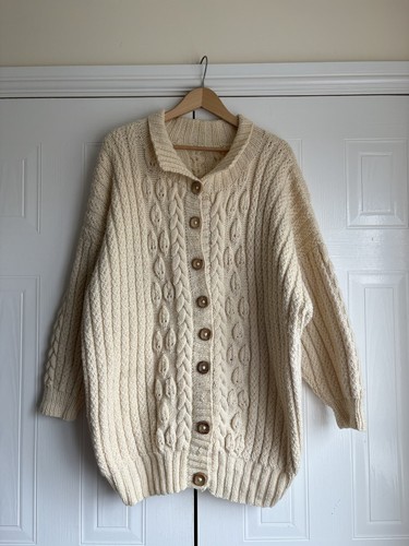 Vintage hand knitted - knitted, cream