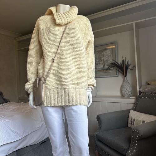 Fabulous hand knitted relaxed - knitted,